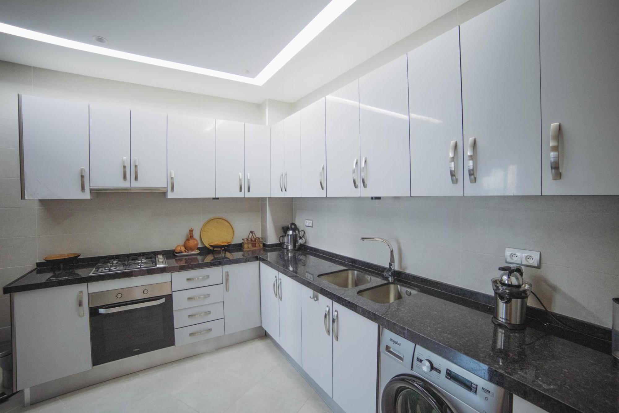 Modern Met 2 Aircos 3 Tvs 24u Parking En Lift