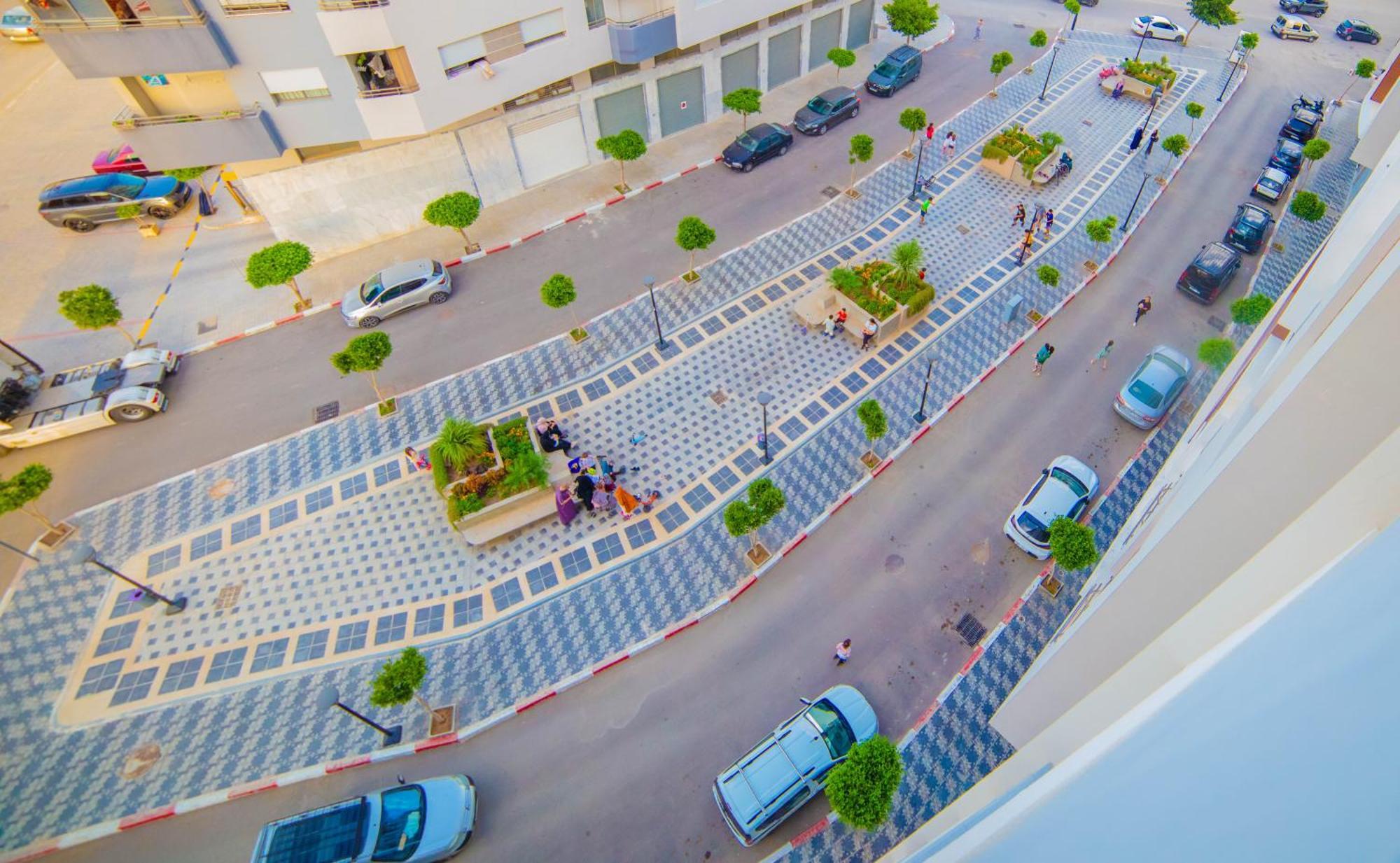 Modern Met 2 Aircos 3 Tvs 24u Parking En Lift * Tanger